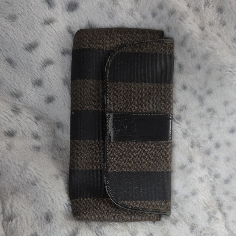 FENDI WALLET OR CROSSBODY